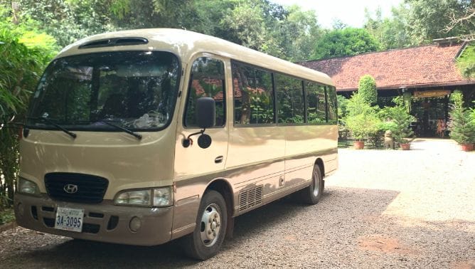 Private taxi Minibus from Siem Reap to Phnom Penh