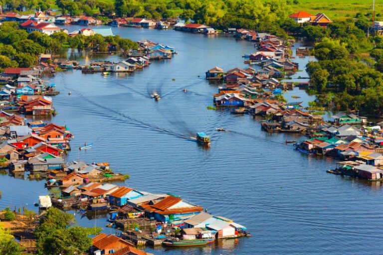 Floating village and Prek Toal natural park on the Tonle Sap lake, Battambang Province, Cambodia ( 13°14'32.45"N - 103°39'26.67"E).