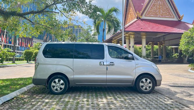 private taxi sihanoukville-phnompenh